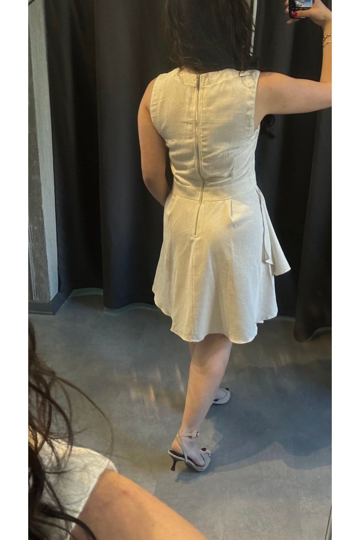 Orj Model Volanlı Boncuklu Elbise