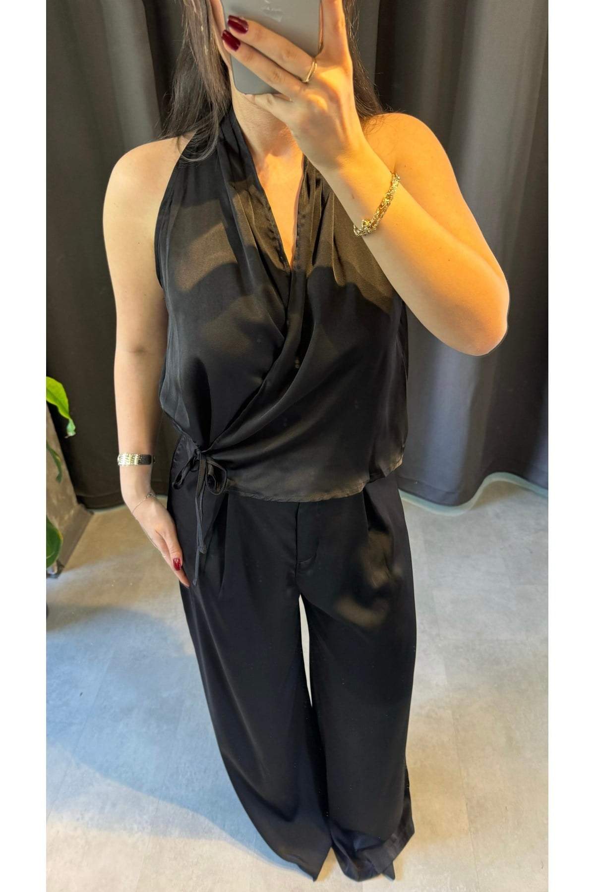 Siyah Saten Kruvaze Model Bluz Ve Pantolon Takım