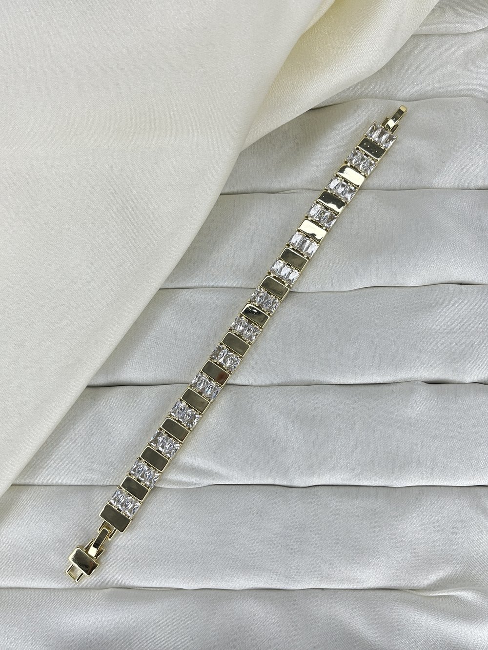 CMJEWELRY VİP Kararmaz Zirkon Taşlı Kadın Bileklik  Gold