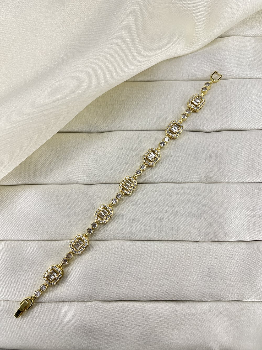 XUPİNG 14K Çelik/Paslanmaz Kadın Bileklik  Gold