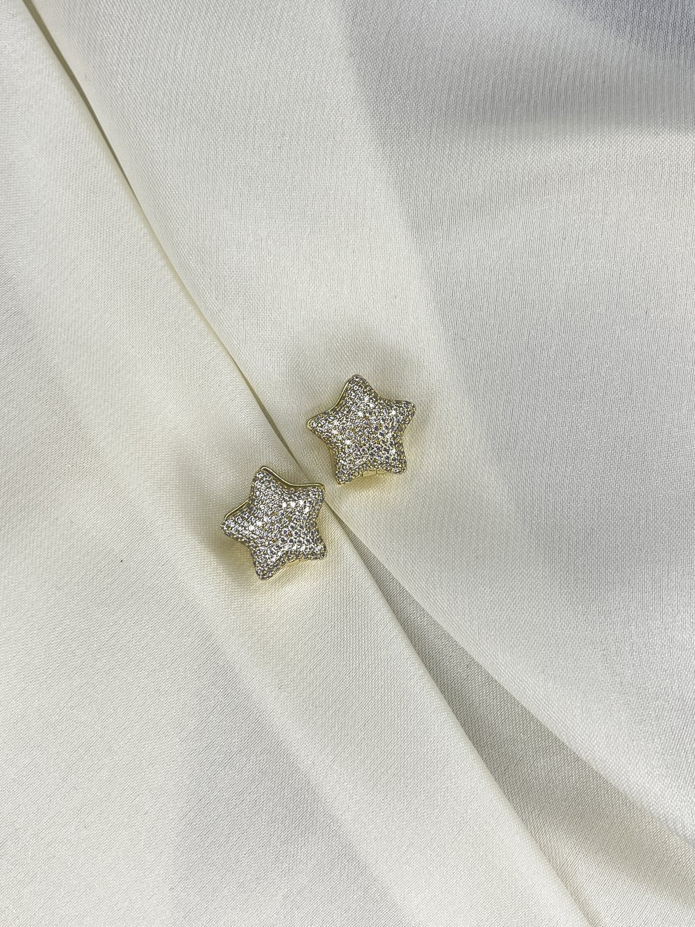 XUPİNG Çelik/Paslanmaz Zirkon Taşlı Yıldız Model Küpe Gold