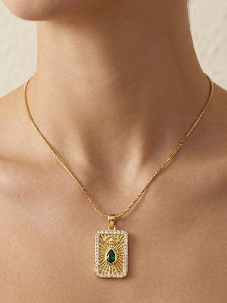 Yeşil Damla Taşlı Madalyon Gold Kolye