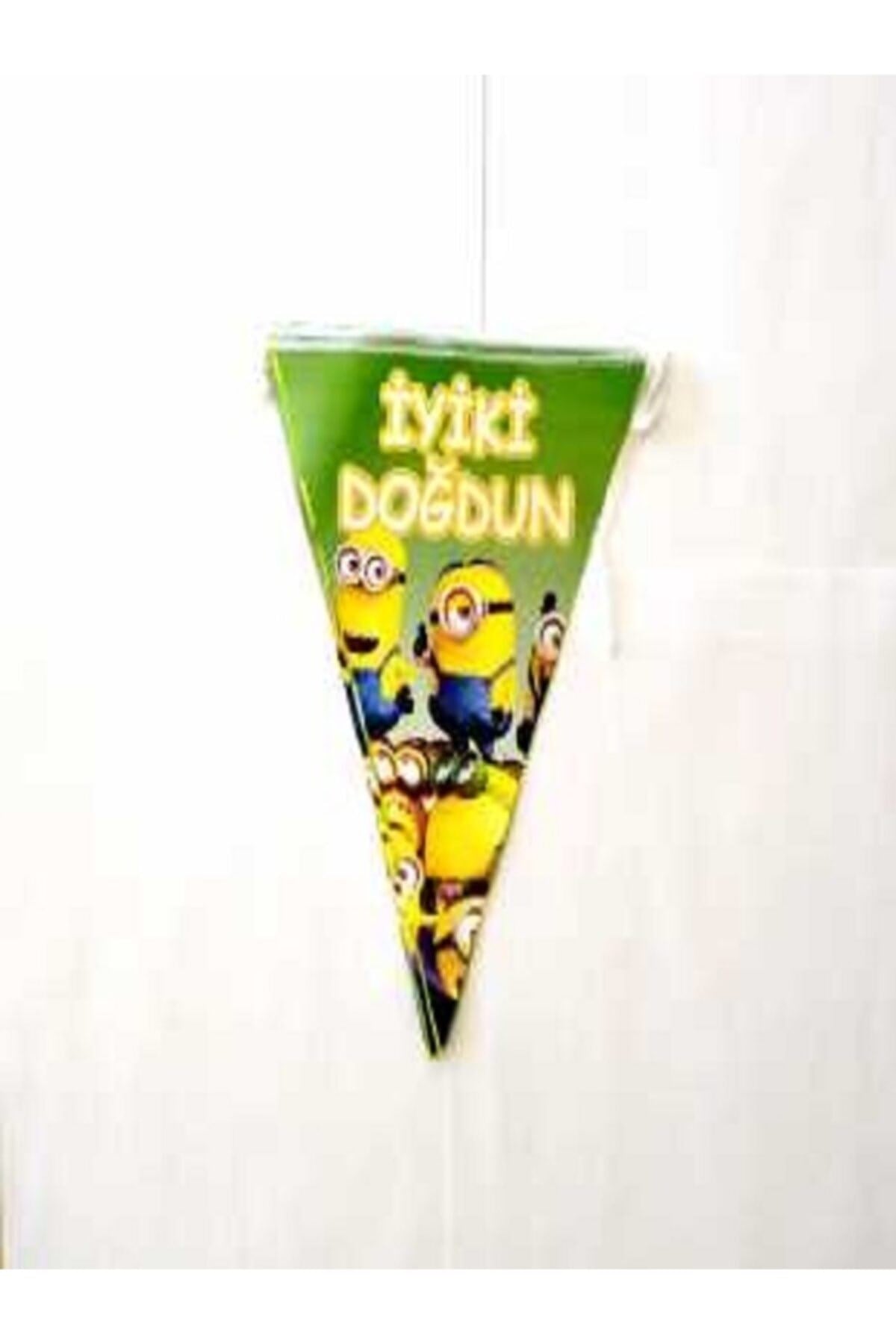 Minion Iyi Ki Doğdun Üçgen Flama 2 Metre