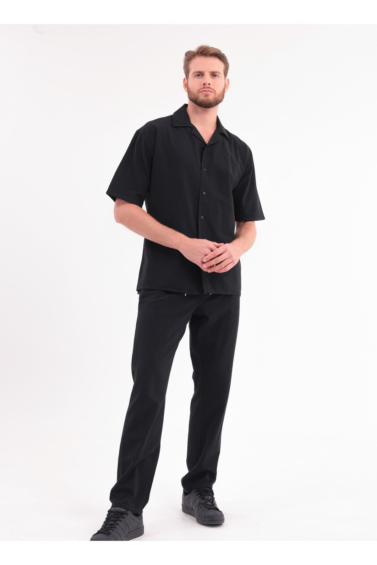 Erkek Siyah Keten Takım Oversize Gömlek & Pantolon 2’li Set Bağcıklı Rahat Yazlık Kombin