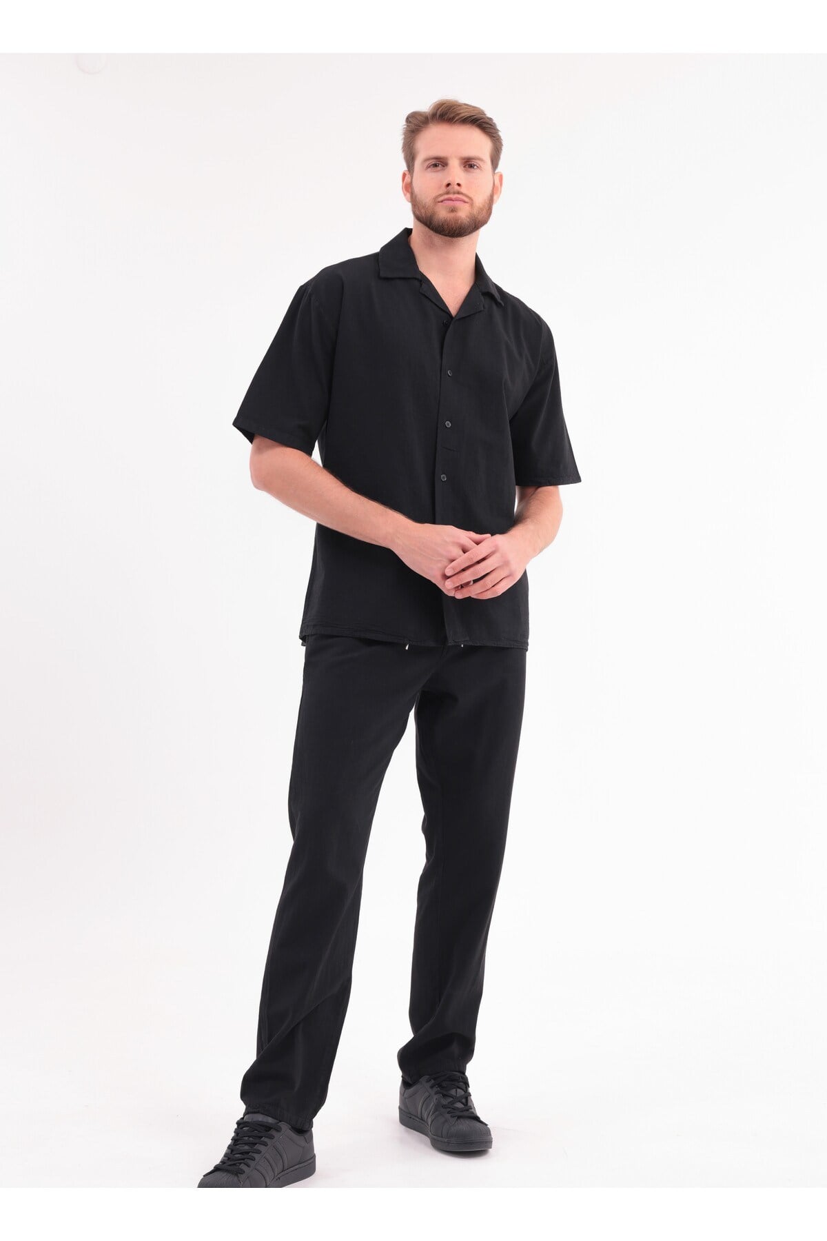 Erkek Siyah Keten Takım Oversize Gömlek & Pantolon 2’li Set Bağcıklı Rahat Yazlık Kombin