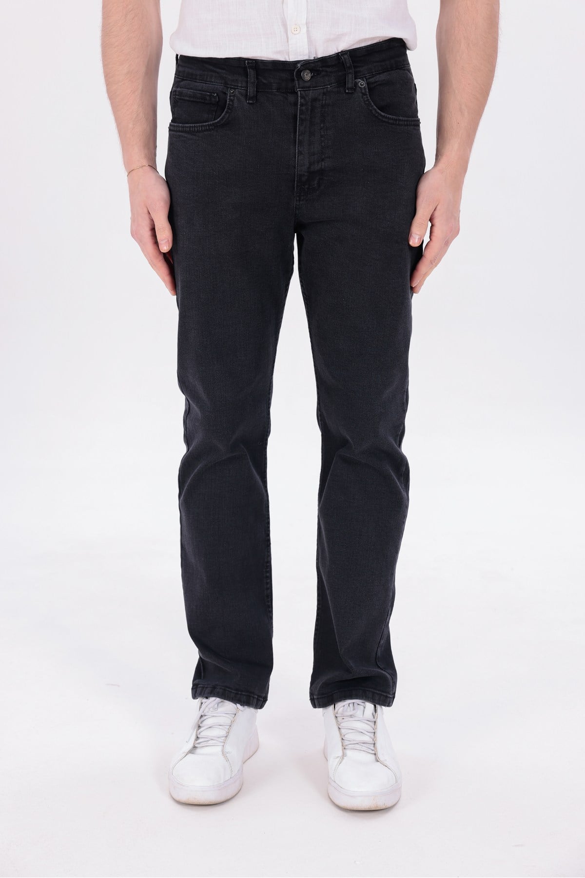 Erkek Siyah Regular Fit Düz Paça Esnek Denim Kot Pantolon Günlük