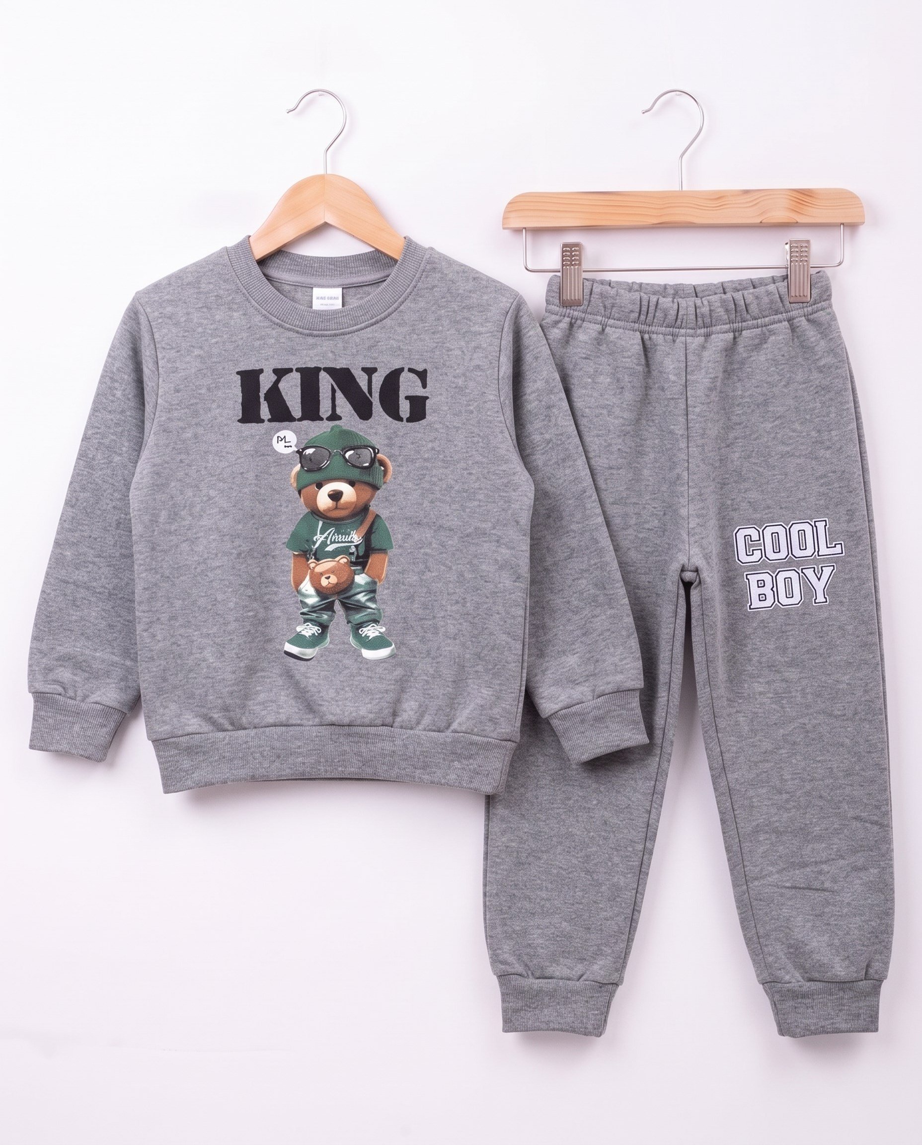 4670 King Ayıcık Baskılı İki İp Şardonlu Erkek Takım FÜME