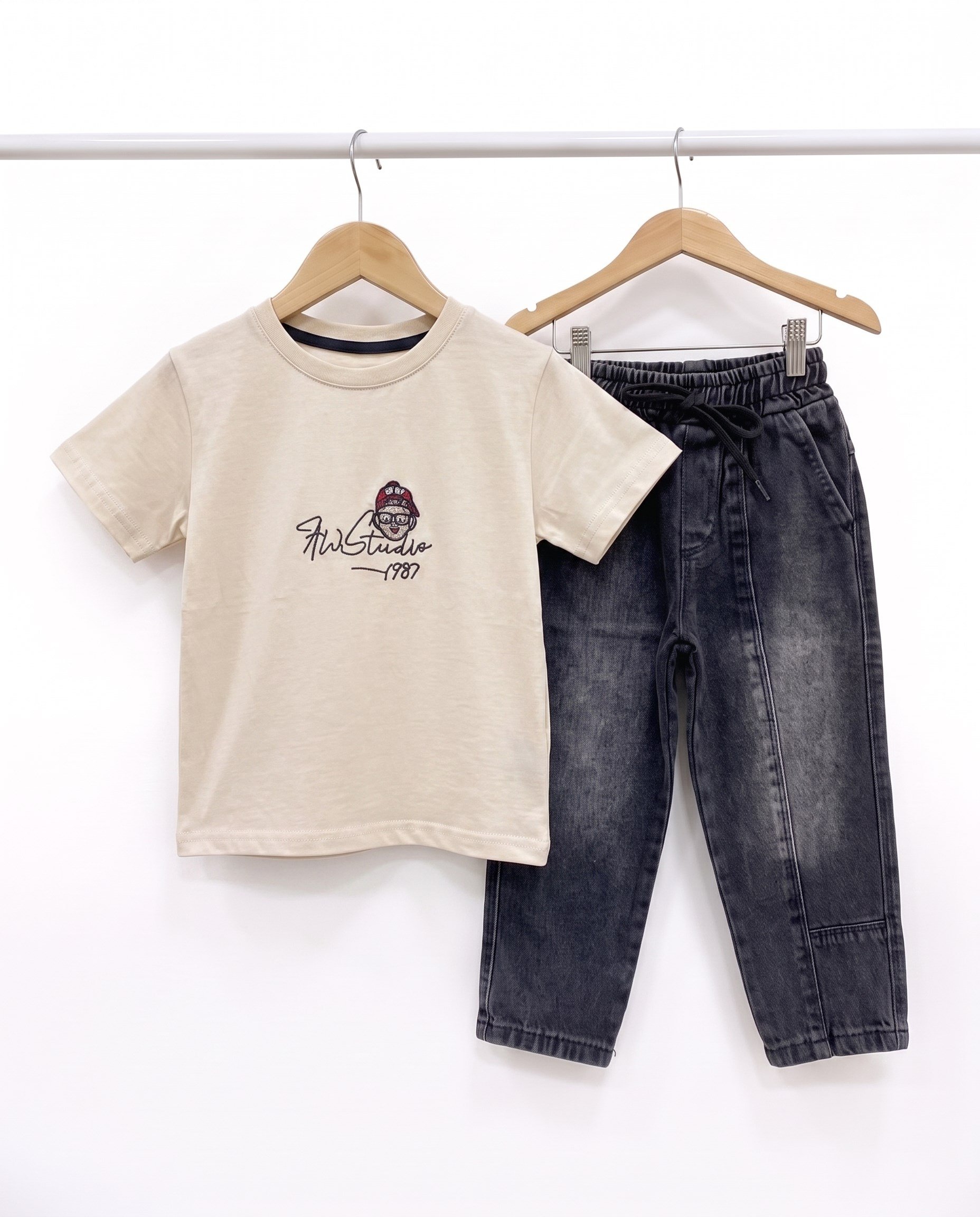 50409-1 Baskılı Tişört Baggy Jean Pantolonlu Erkek Takım KREM