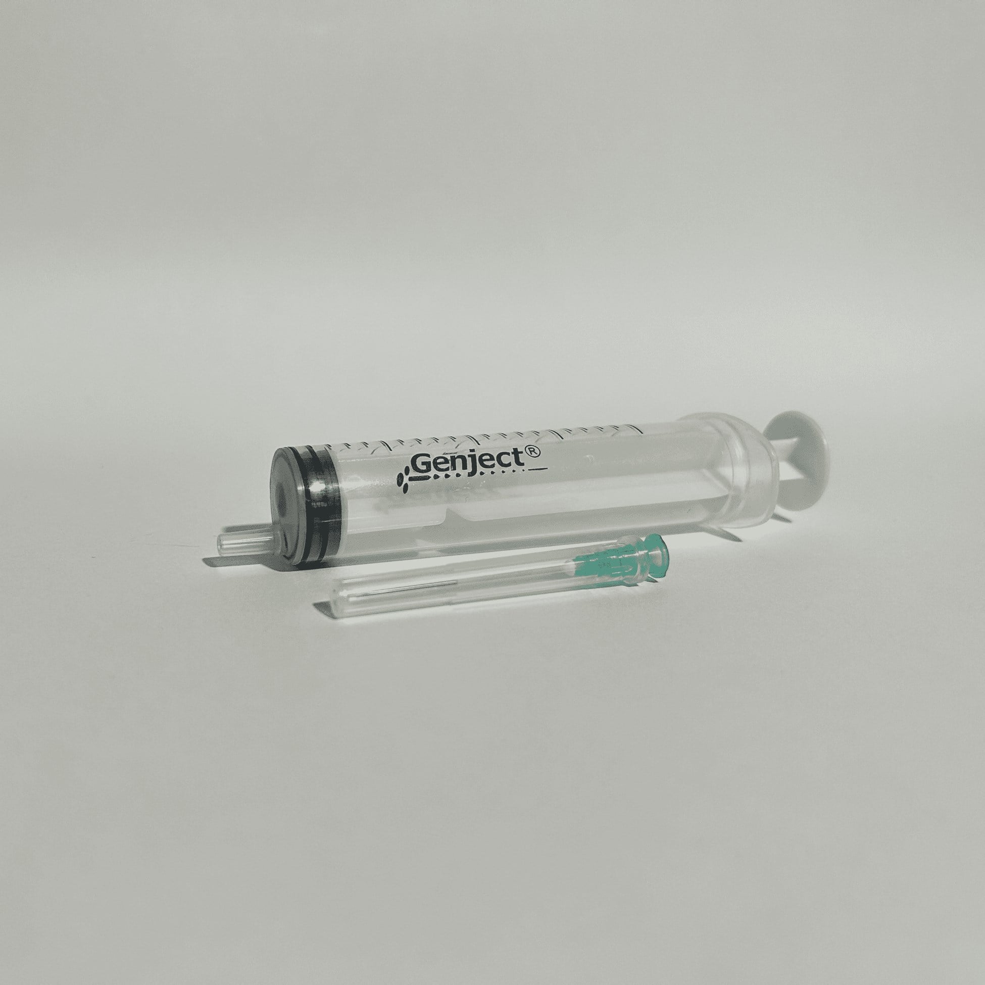 Genject - Enjektör - 20 cc 38 mm- 3P - Yeşil İğneli