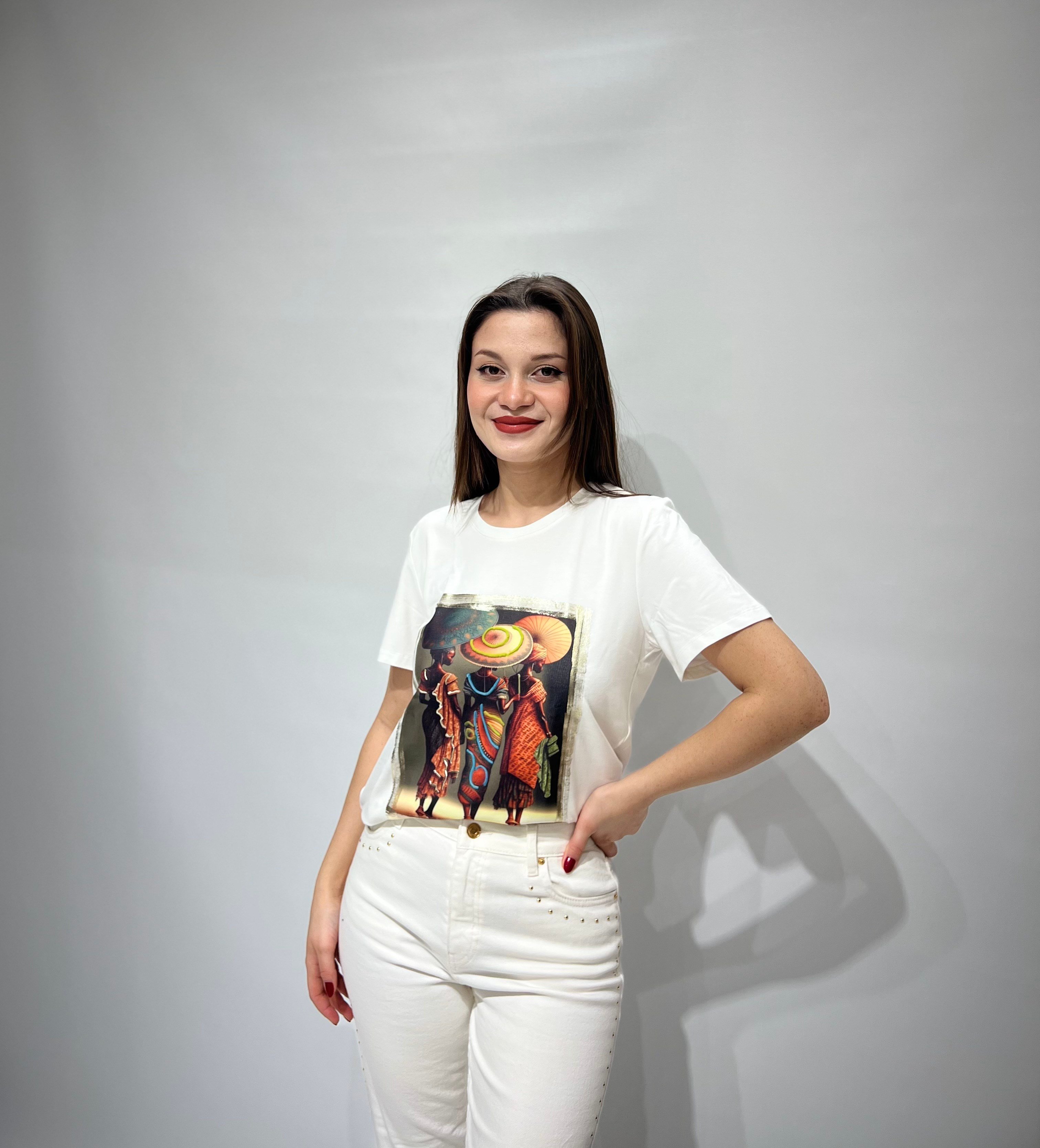 Krem Kazee Kabartmalı Tişört