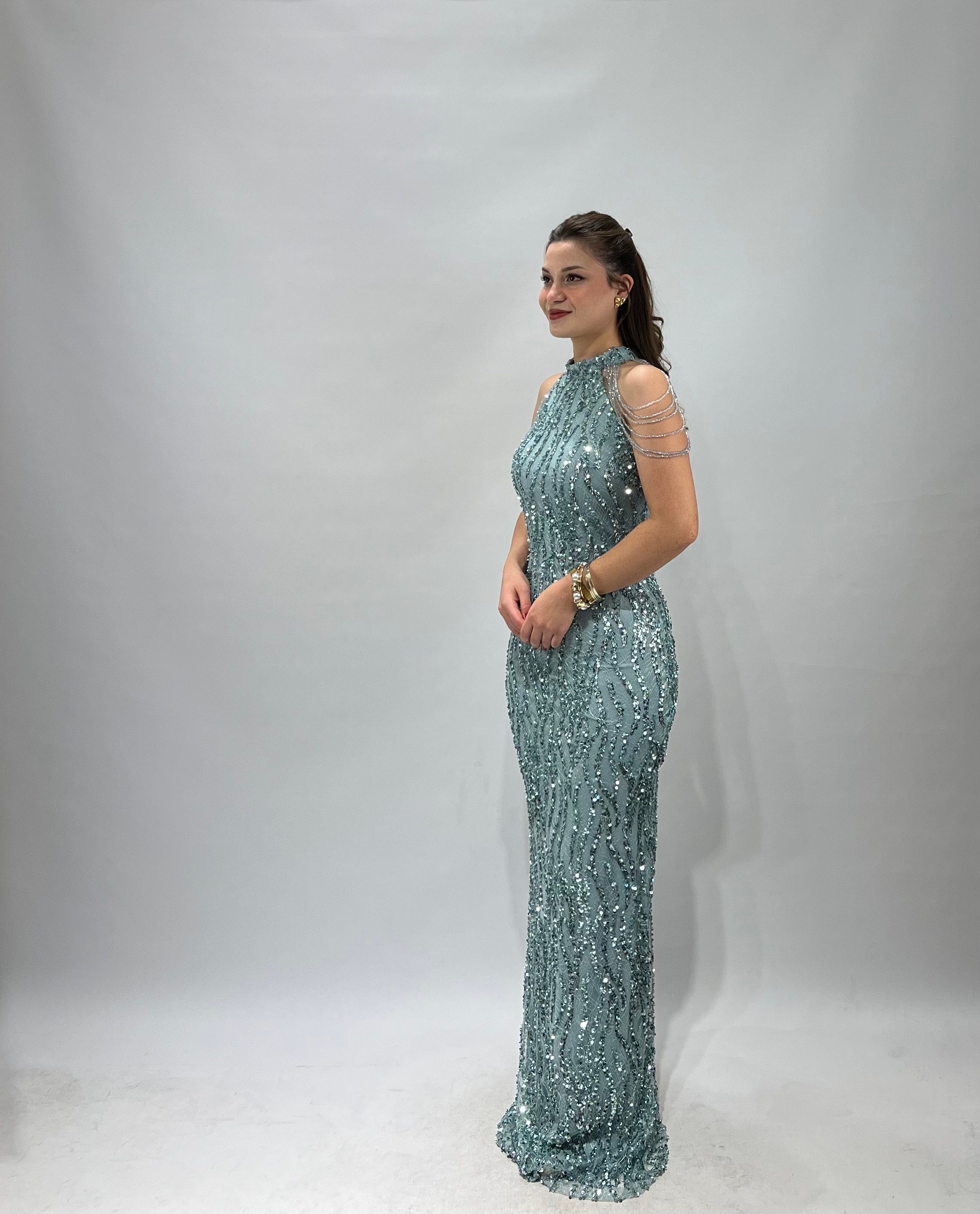 Mint Yeşili Halter Yaka Kolları Boncuk Elbise