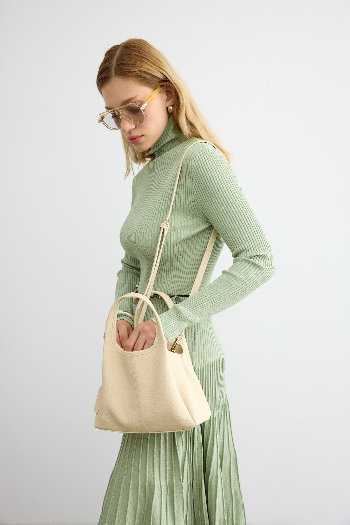 alura-canta-krem-08ba-4.jpg