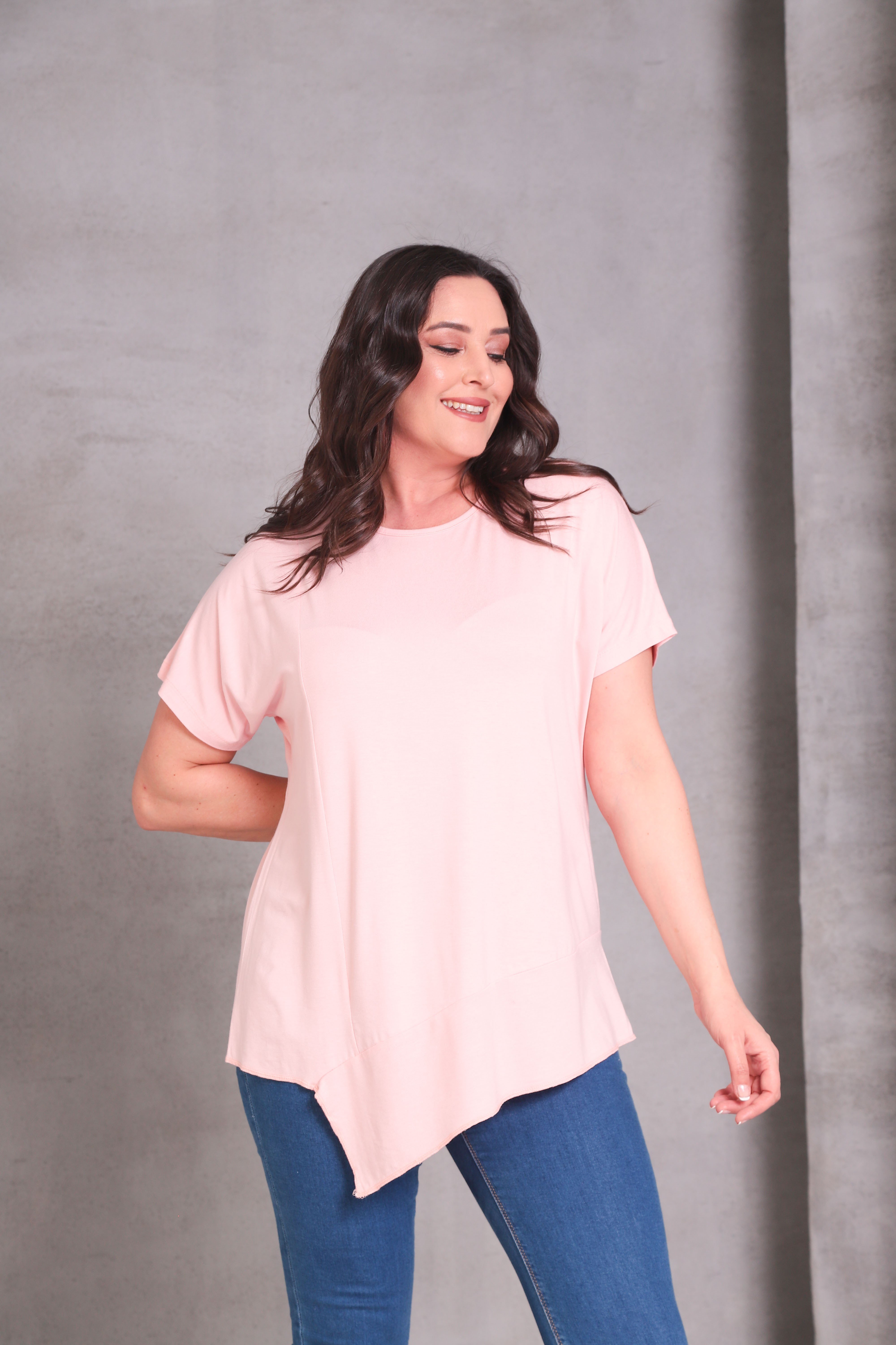 2101 Asimetrik Kesim Basic T-shirt Pembe