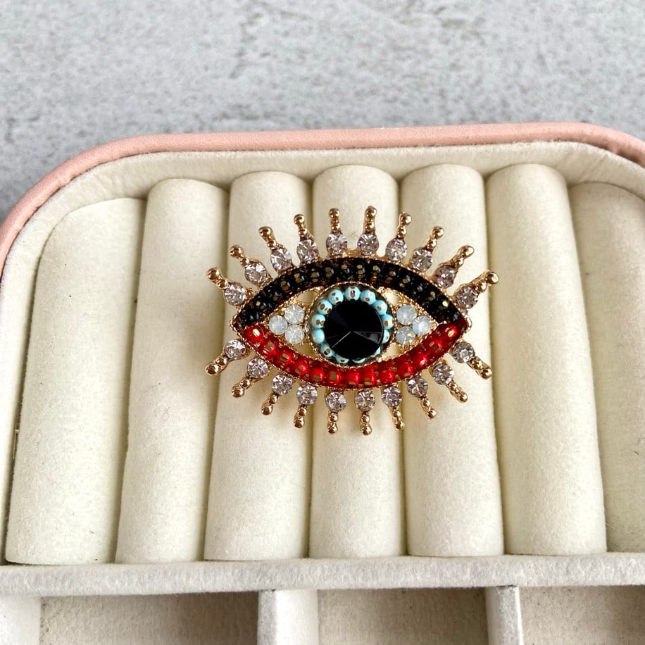 KİRPİKLİ GÖZ BROŞ