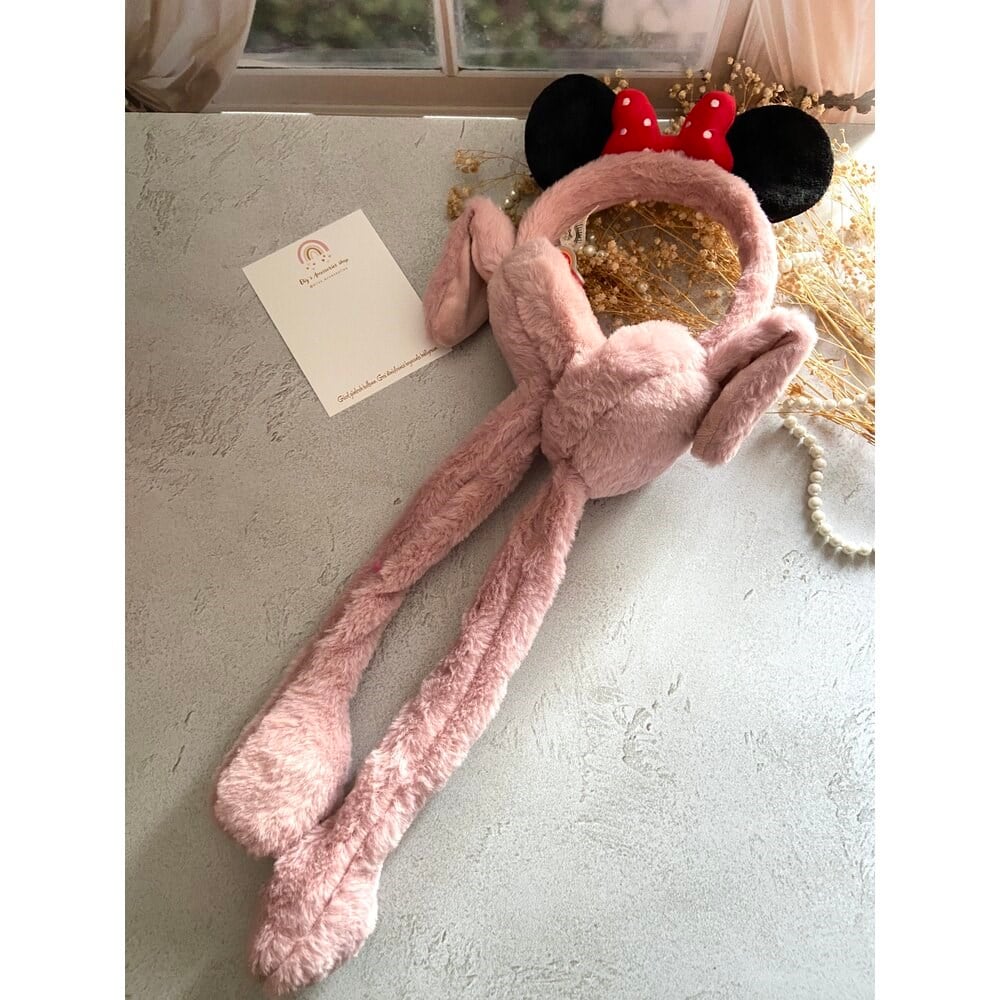 PEMBE HAREKETLİ KULAKLIK