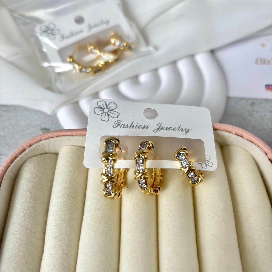 VİP Gold  Taşlı 3’lü Küpe