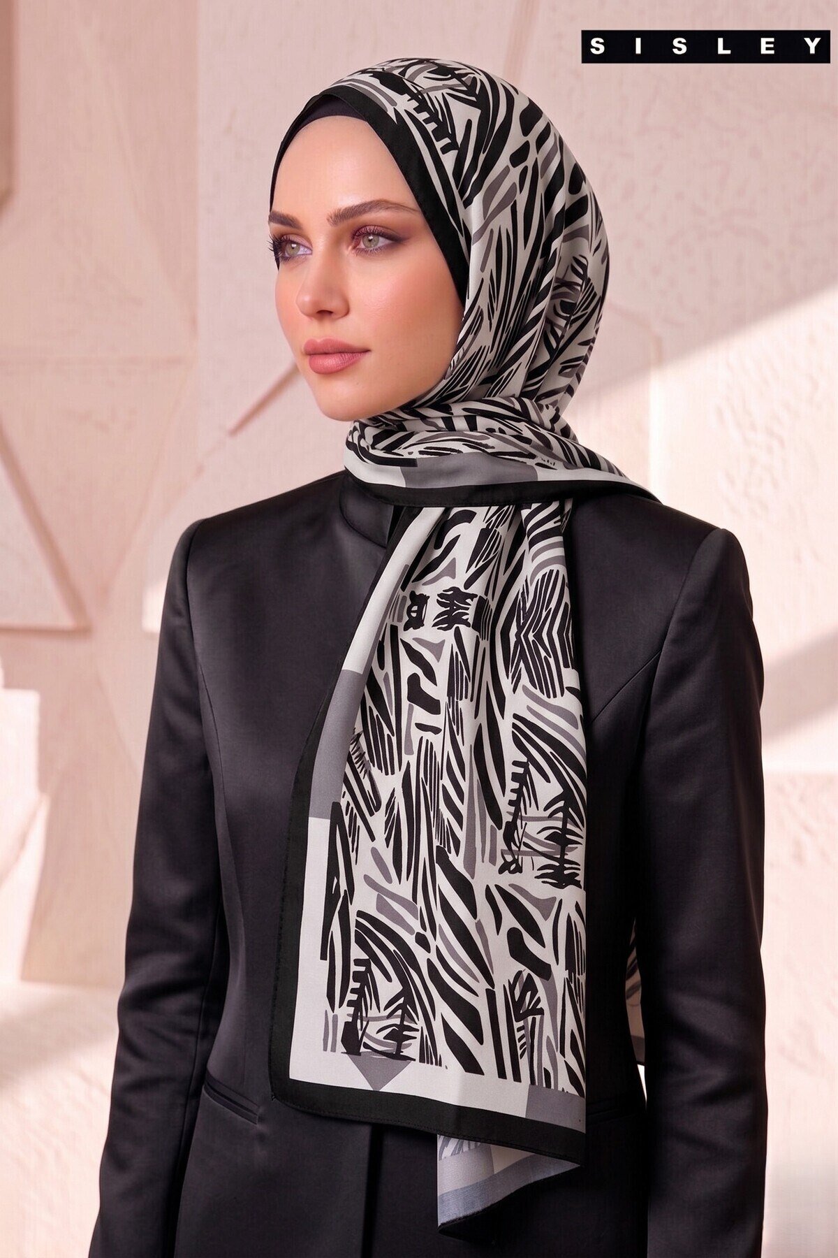 Sisley Esila Desenli Şal S-S-2012 Siyah