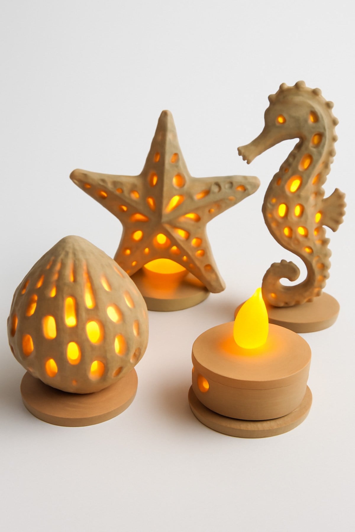 3 Adet Dekoratif Aydınlatma Mumluk Deniz Set Plastiktir. Tea Light Mum Dahildir.