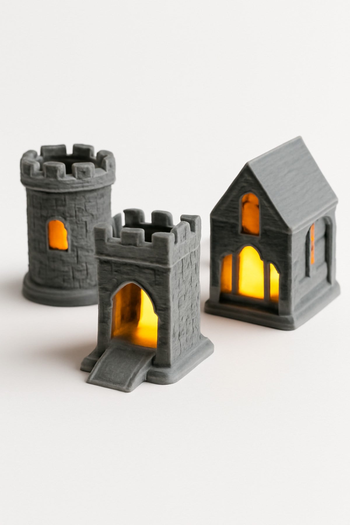 3 Adet Dekoratif Aydınlatma Mumluk Mini Kale Set Plastiktir. Tea Light Mum Dahildir.