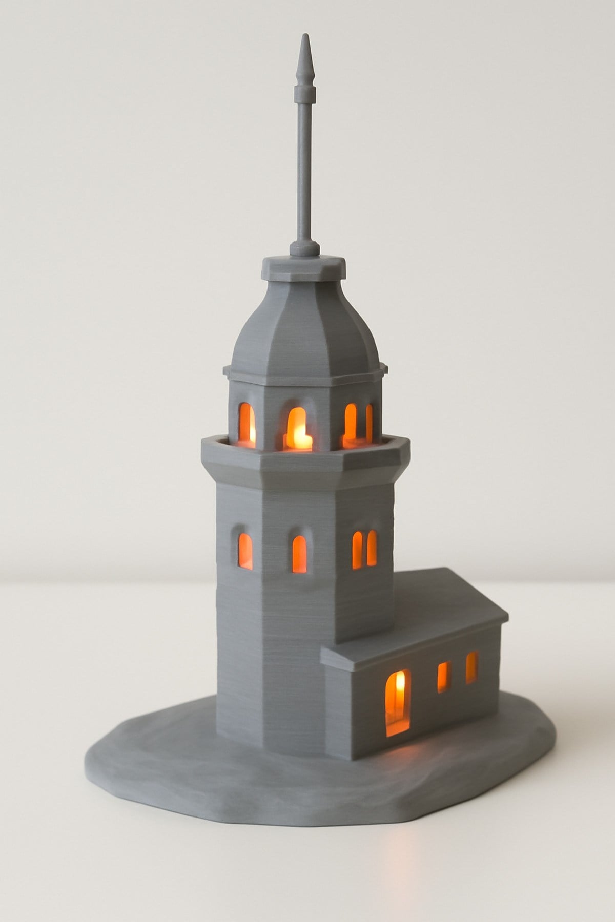 Dekoratif Aydınlatma Mumluk Aşk Kulesi Lamba Plastiktir. Tea Light Mum Dahildir.