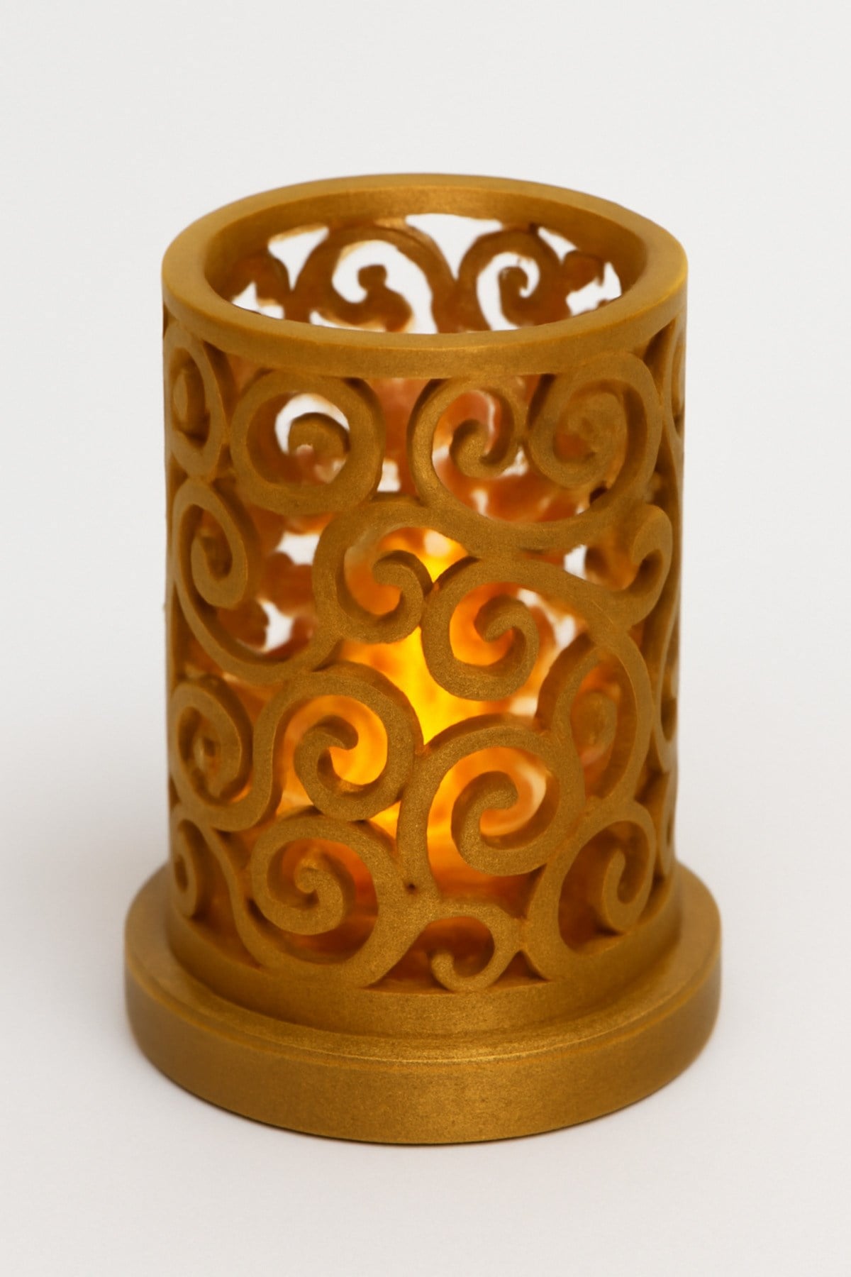 Dekoratif Aydınlatma Mumluk Kıvrım Mumluk Plastiktir. Tea Light Mum Dahildir.