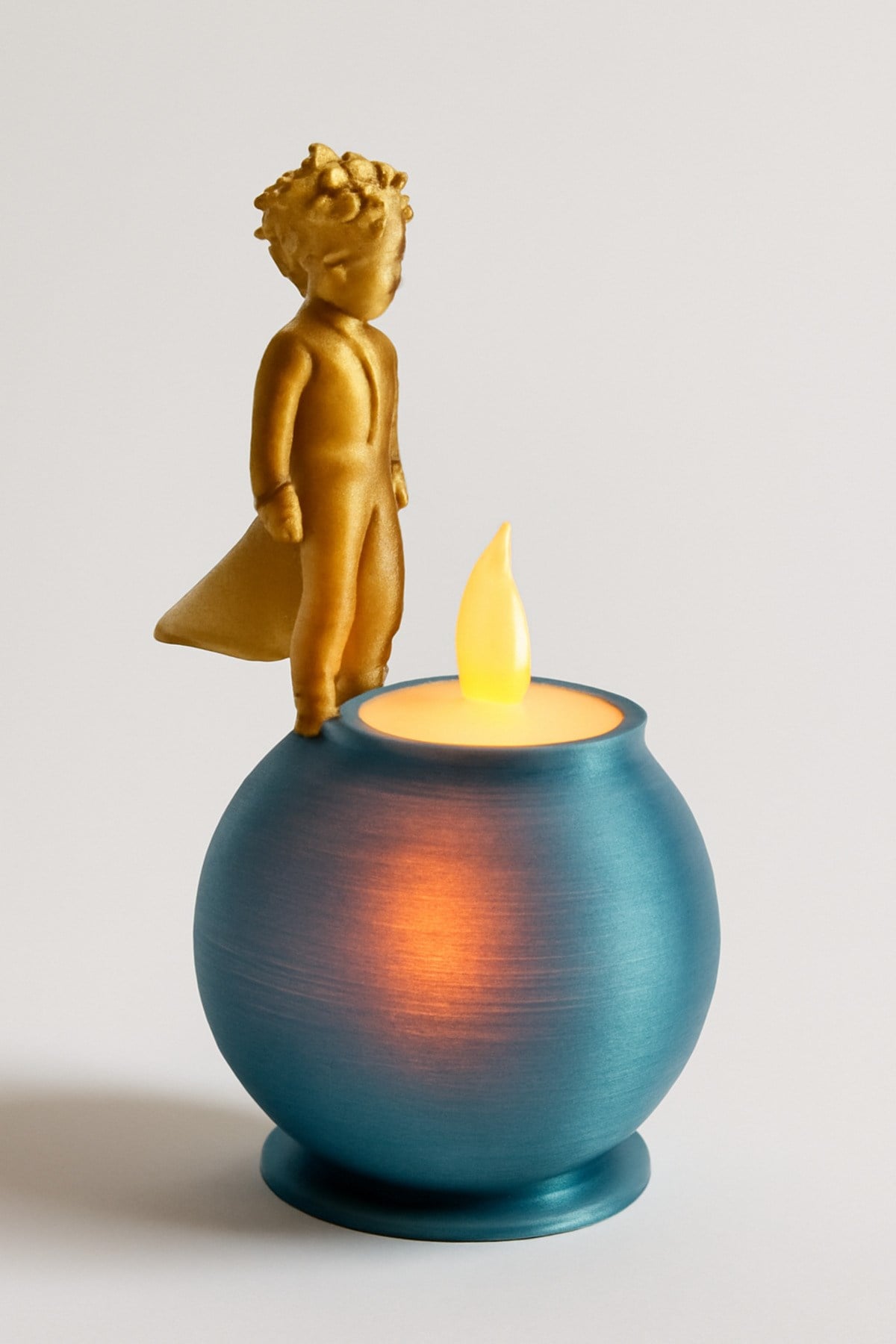 Dekoratif Aydınlatma Mumluk Küçük Prens Mumluk Plastiktir. Tea Light Mum Dahildir.