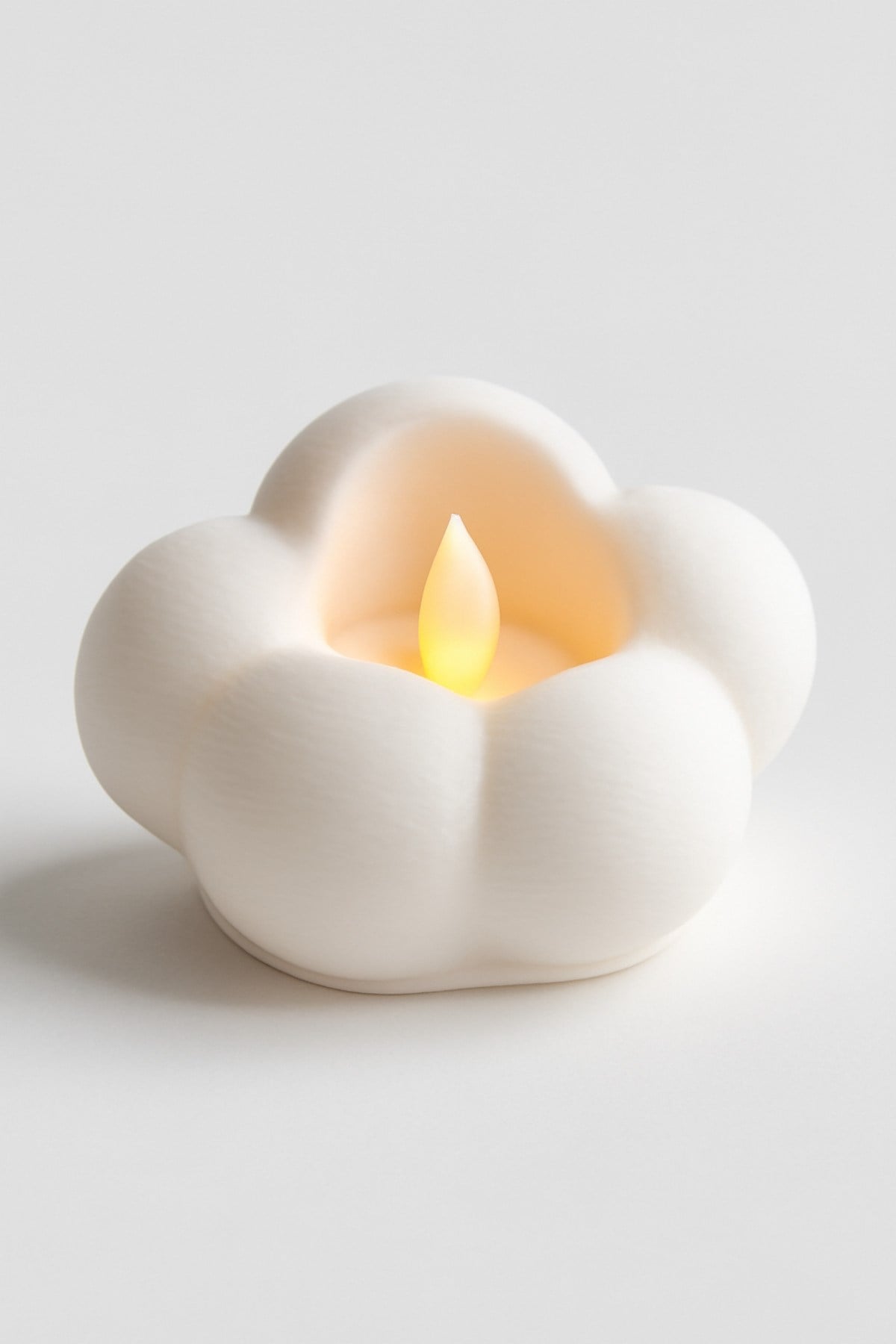 Dekoratif Aydınlatma Mumluk Pamuk Bulut Mumluk Plastiktir. Tea Light Mum Dahildir.