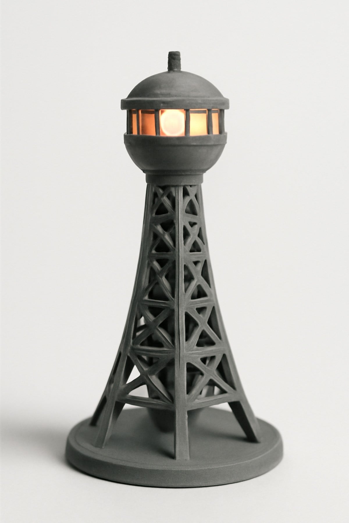 Dekoratif Aydınlatma Mumluk Şehir Kulesi Lamba Plastiktir. Tea Light Mum Dahildir.