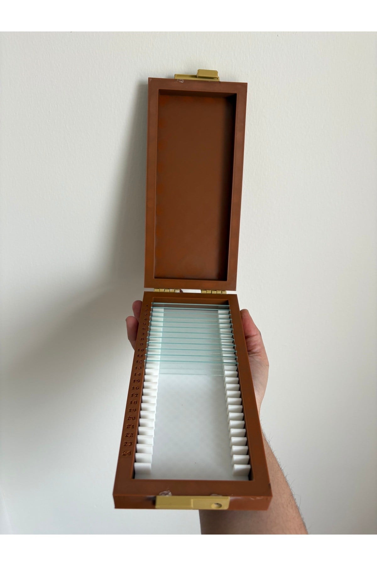 Dexter Blood Slide Box (gerçek lam uyumlu)