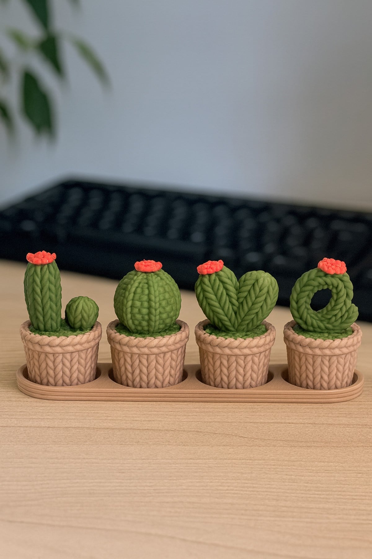 LOVE Kaktüs Seti – Tepsili - Saksılı - Plastik Kaktüs Figür Seti 💚🌵