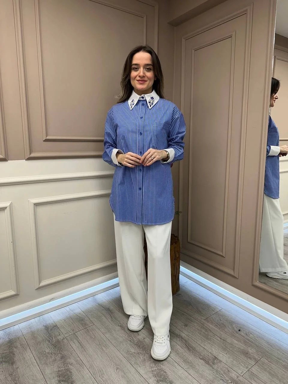Lisa Exclusive 5072 Mavi Yaka İşlemeli Gömlek