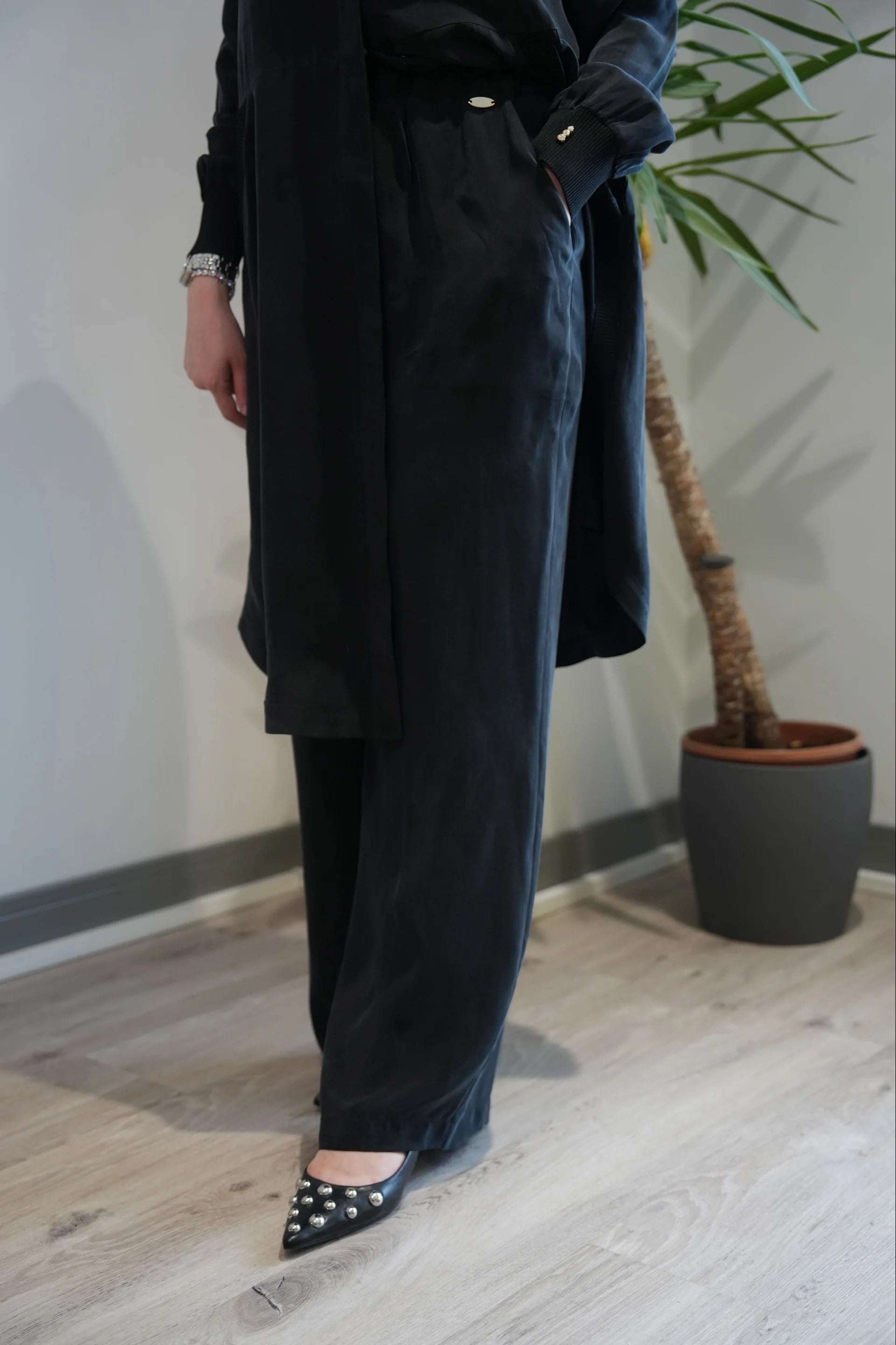 Miss Dalida T26Y-7003 Siyah Bol Paça Basic Cupro Pantolon