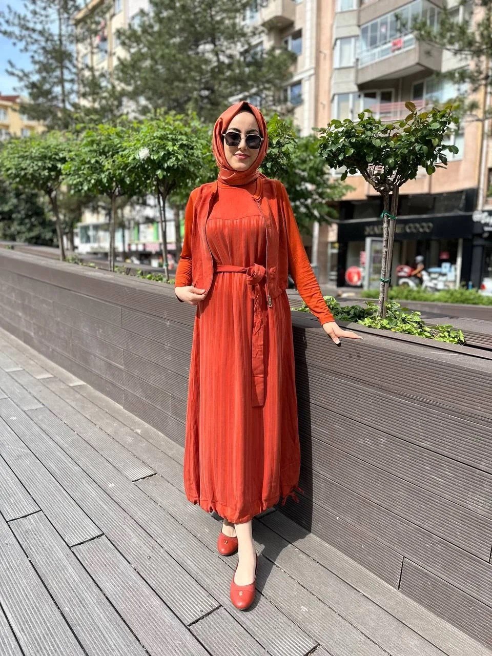 Misswhence 35814 Turuncu İpek Yelekli Elbise