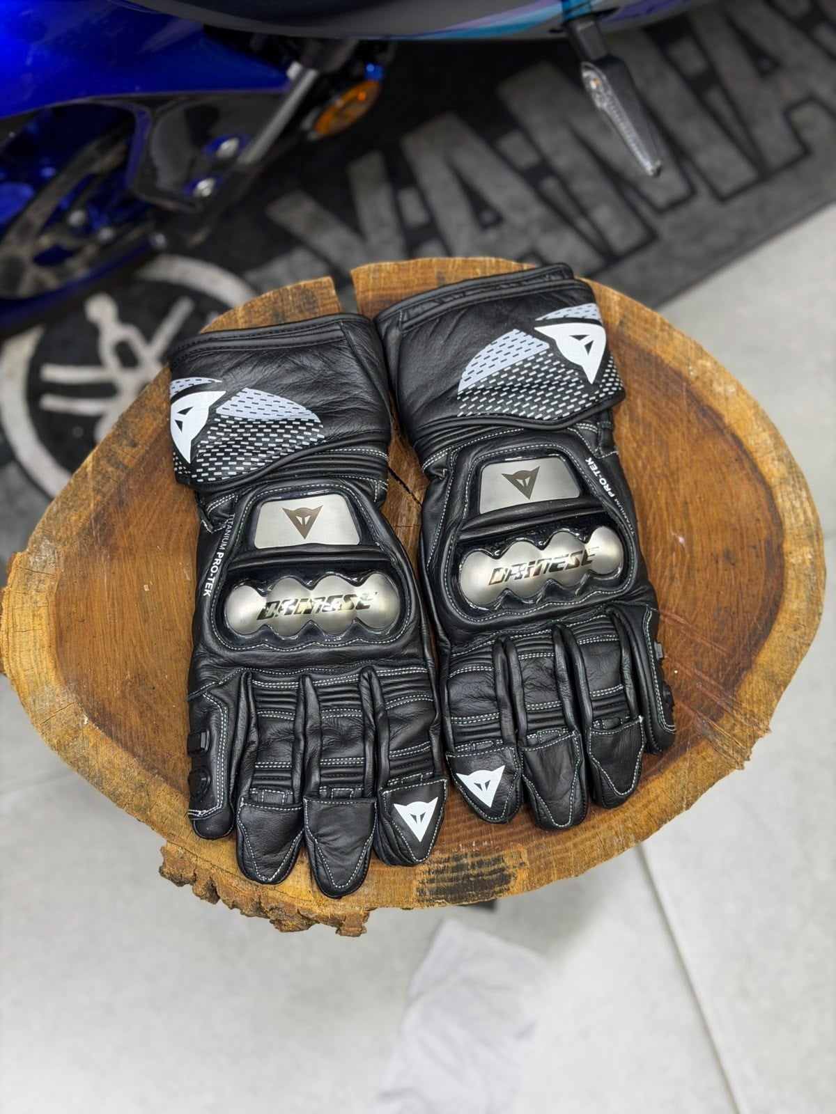 Dainese Deri Eldiveni Siyah-Gri