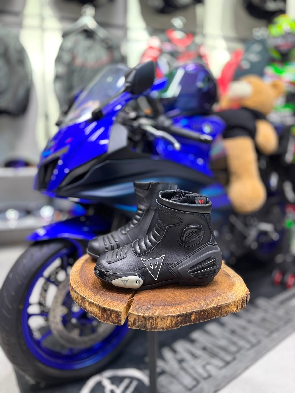 Dainese Kısa Korumalı Deri Bot Siyah