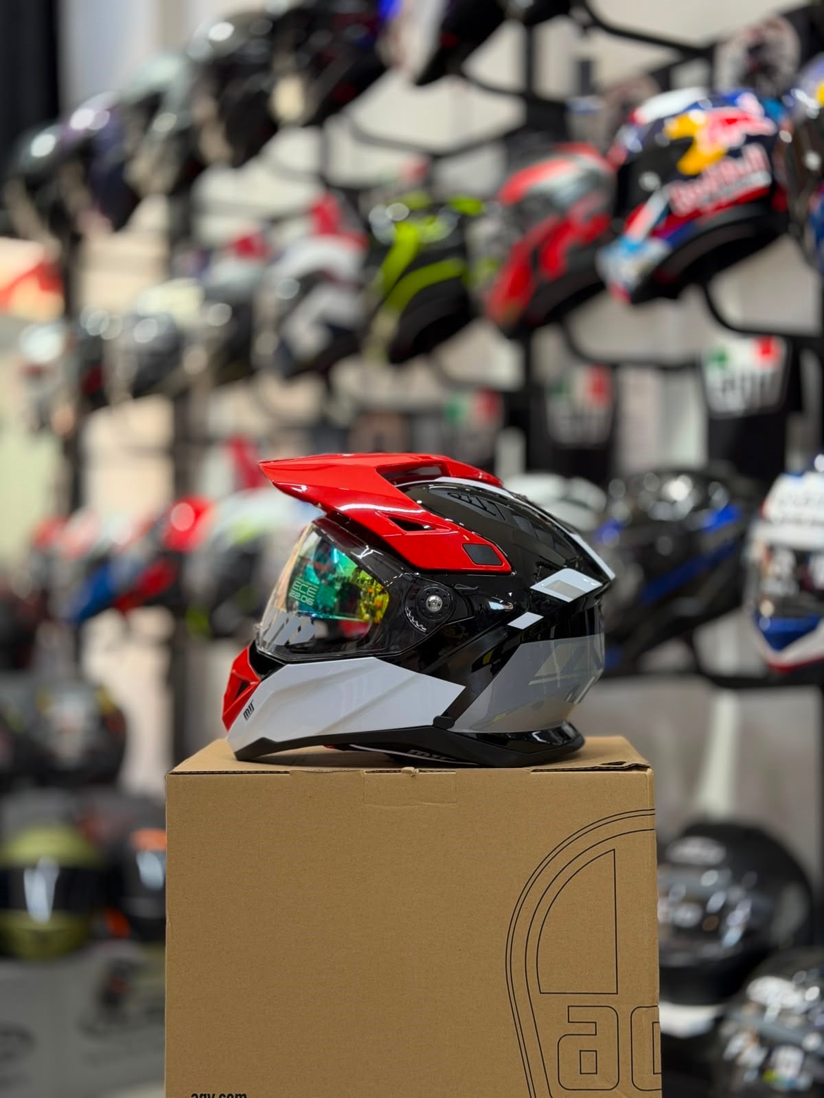 MT MX Pro Kırmızı Beyaz Cross Kask