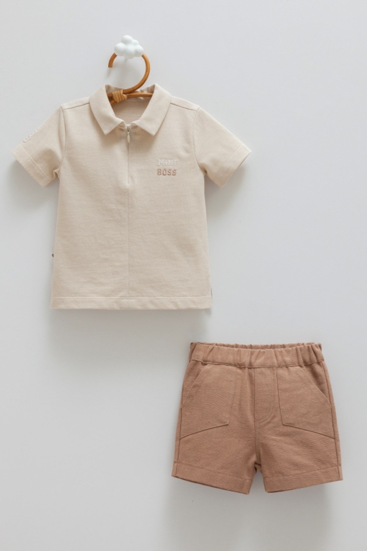 Erkek Bebek Polo Yaka Şortlu Takım Mini Boss Nakışlı (%60 PAMUK KETEN %40 PAMUK) (6 Ay - 3 Yaş)