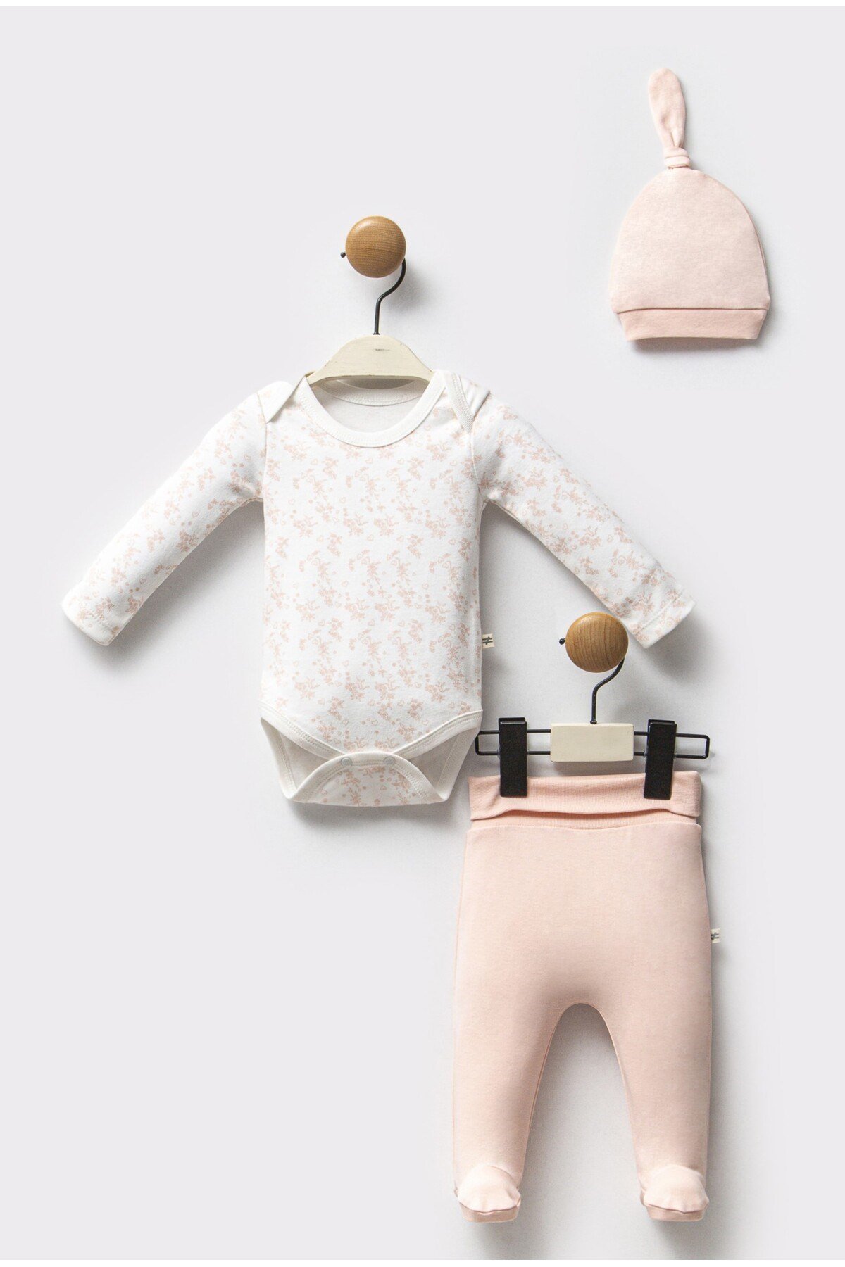 KIZ BEBEK TAKIMI %100 PAMUK 3 LÜ SET BODY PANTOLON ŞAPKA