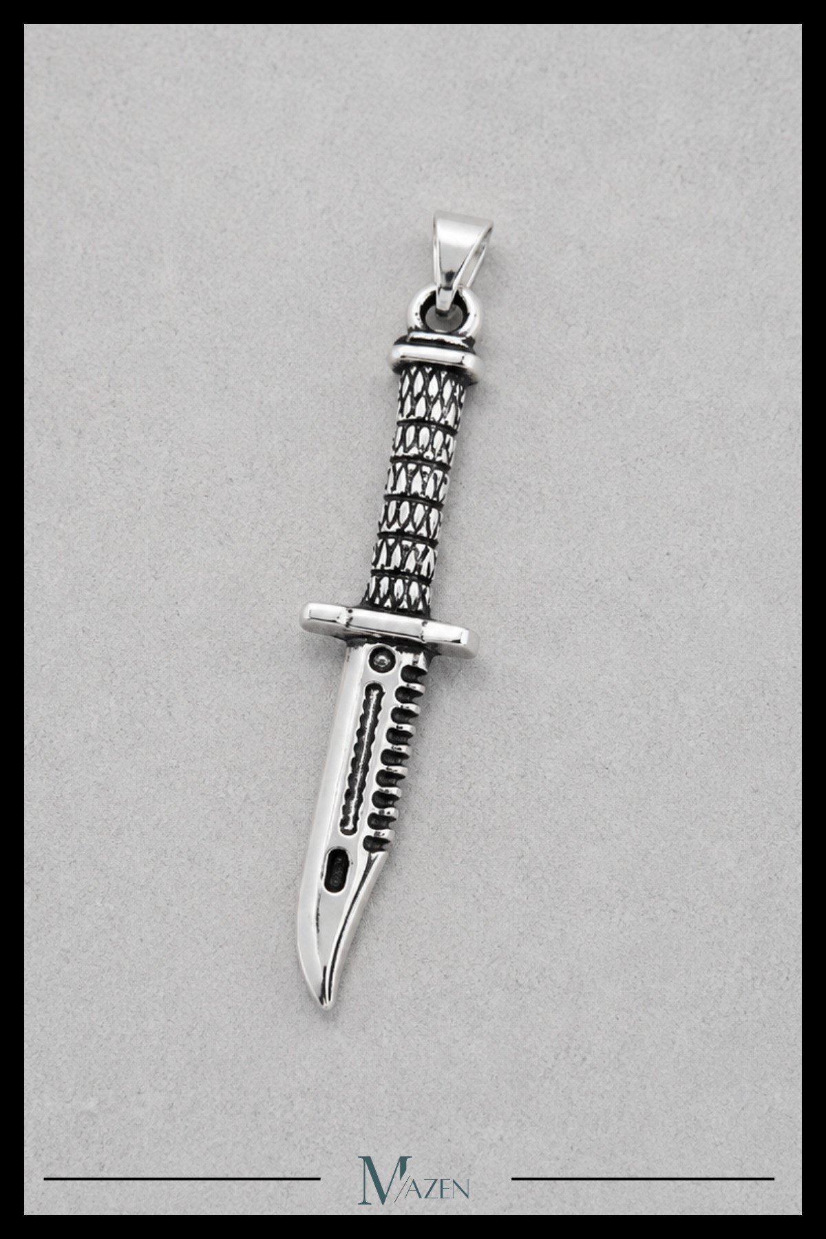 Bıçak Figürlü Antik Gümüş Renk Erkek Kolye Ucu Rock Punk Vintage Tasarım