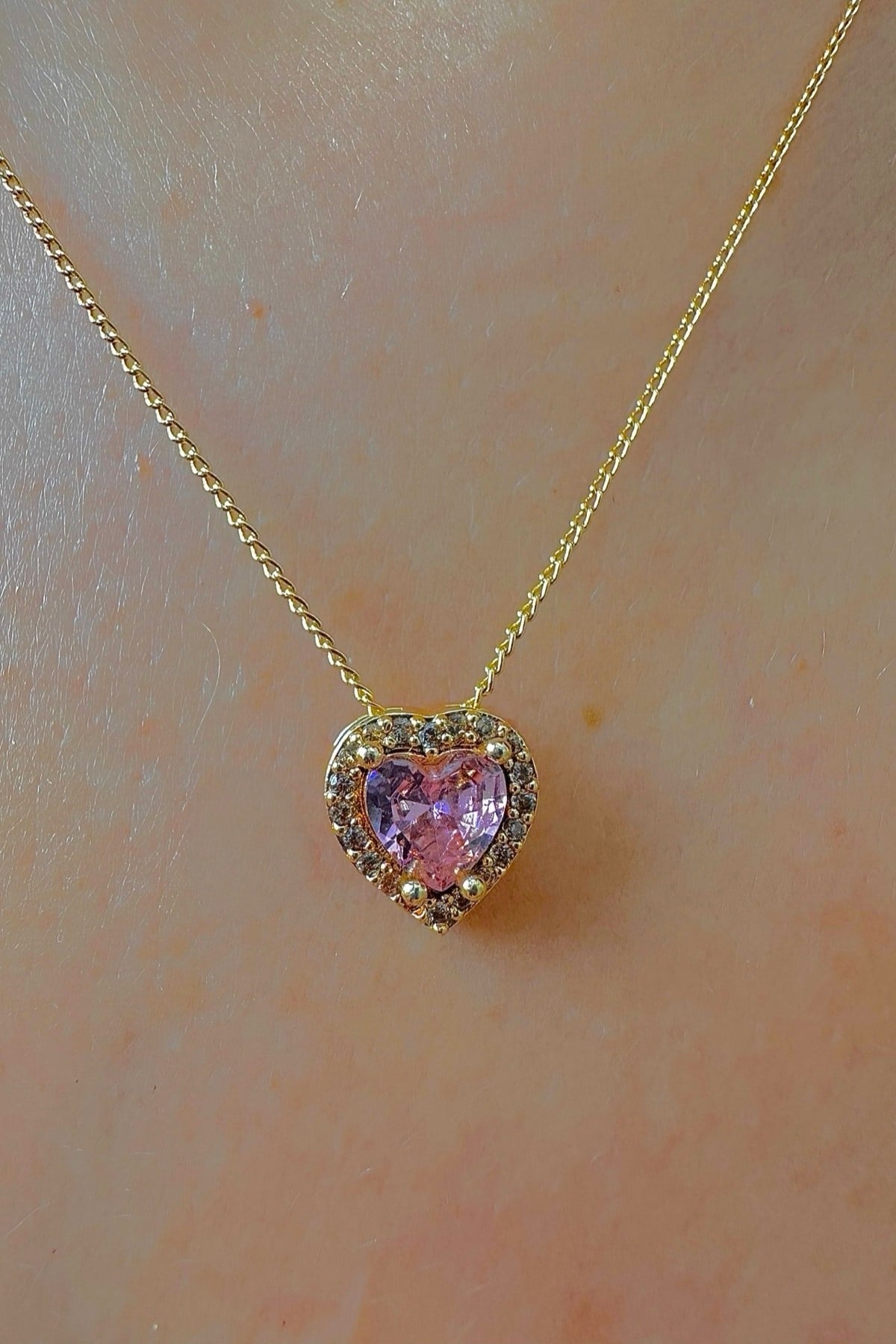 Pembe Taşlı Kalp Kolye