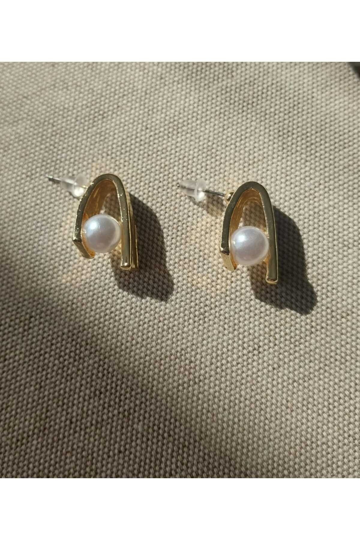 Altın kaplama minimal inci gold küpe