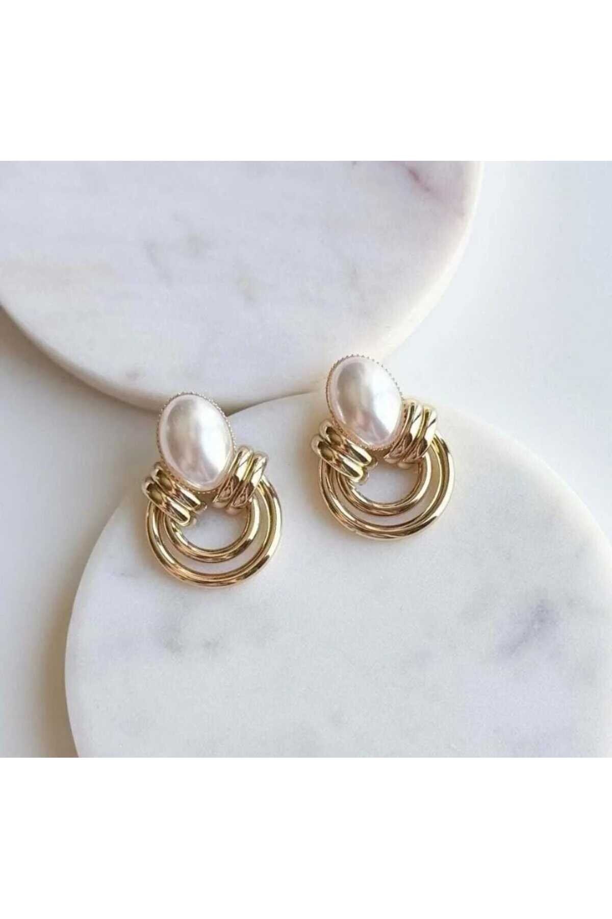 Beyaz Taş Detay Luna Gold Küpe