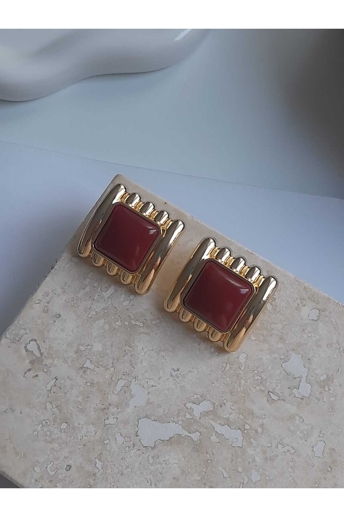 Bordo taş detaylı gold vintage küpe