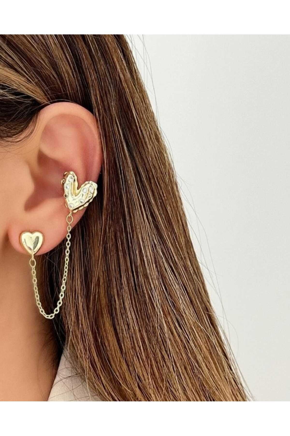 Çelik kalp zincir detaylı gold earcuff