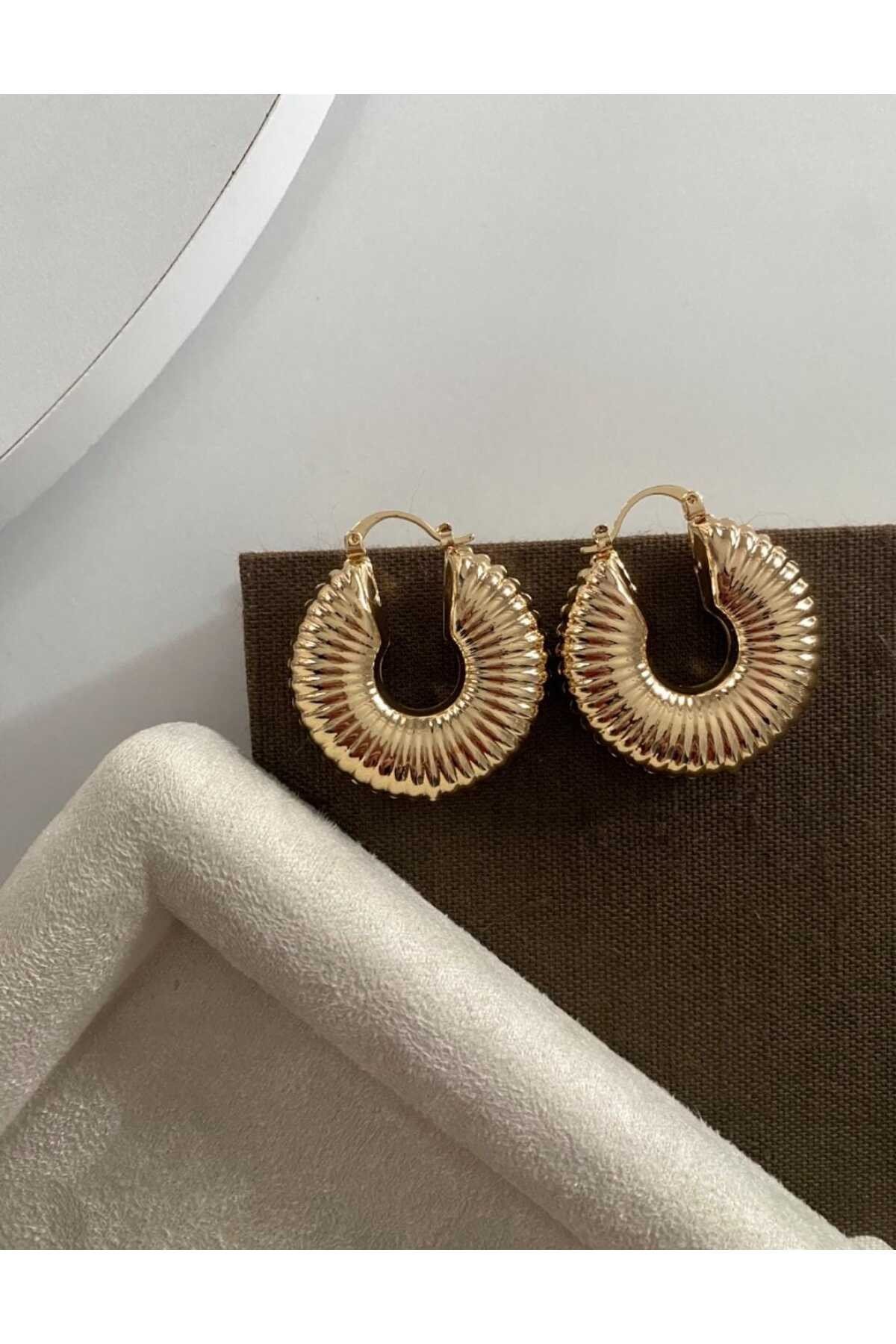 Çelik özel seri çizgili gold halka küpe
