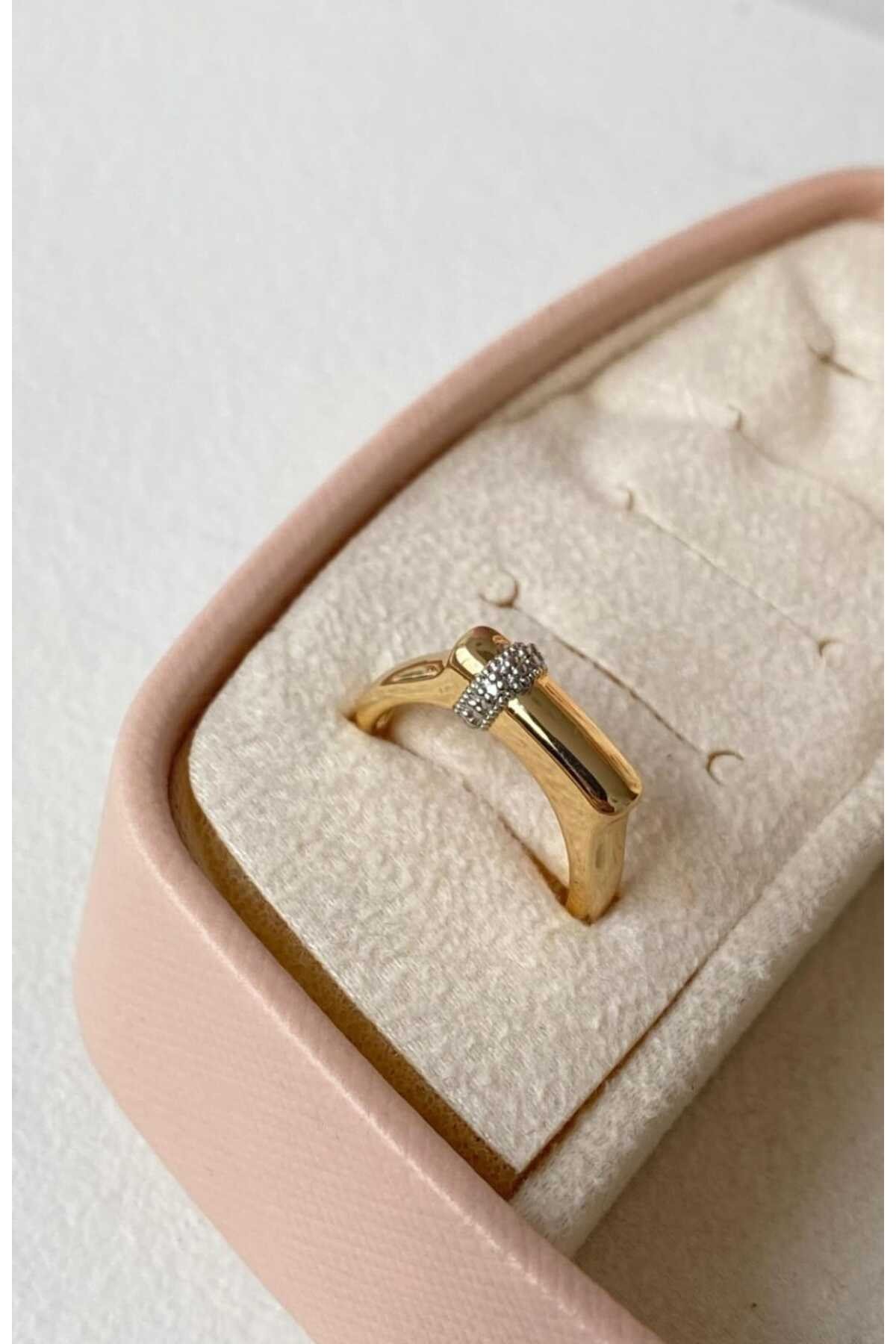 Çelik Ruby gold yüzük