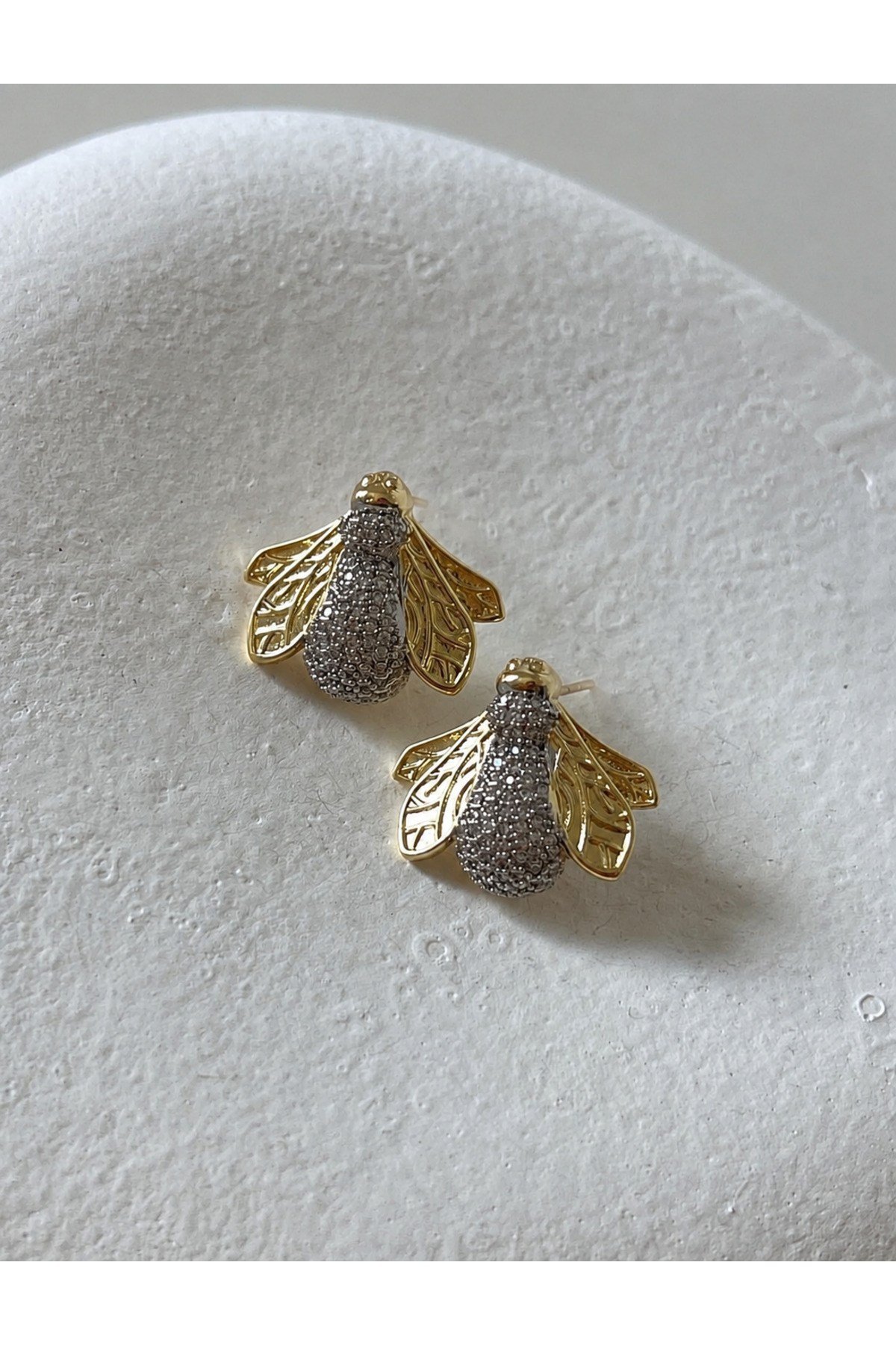 Gold Arı Zirkon Taş Küpe