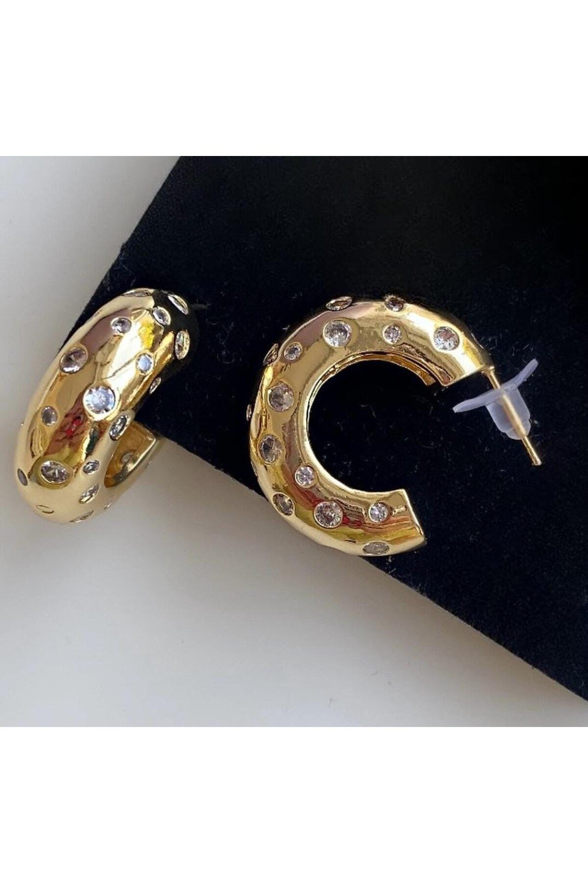 Gold zirkon taş küpe