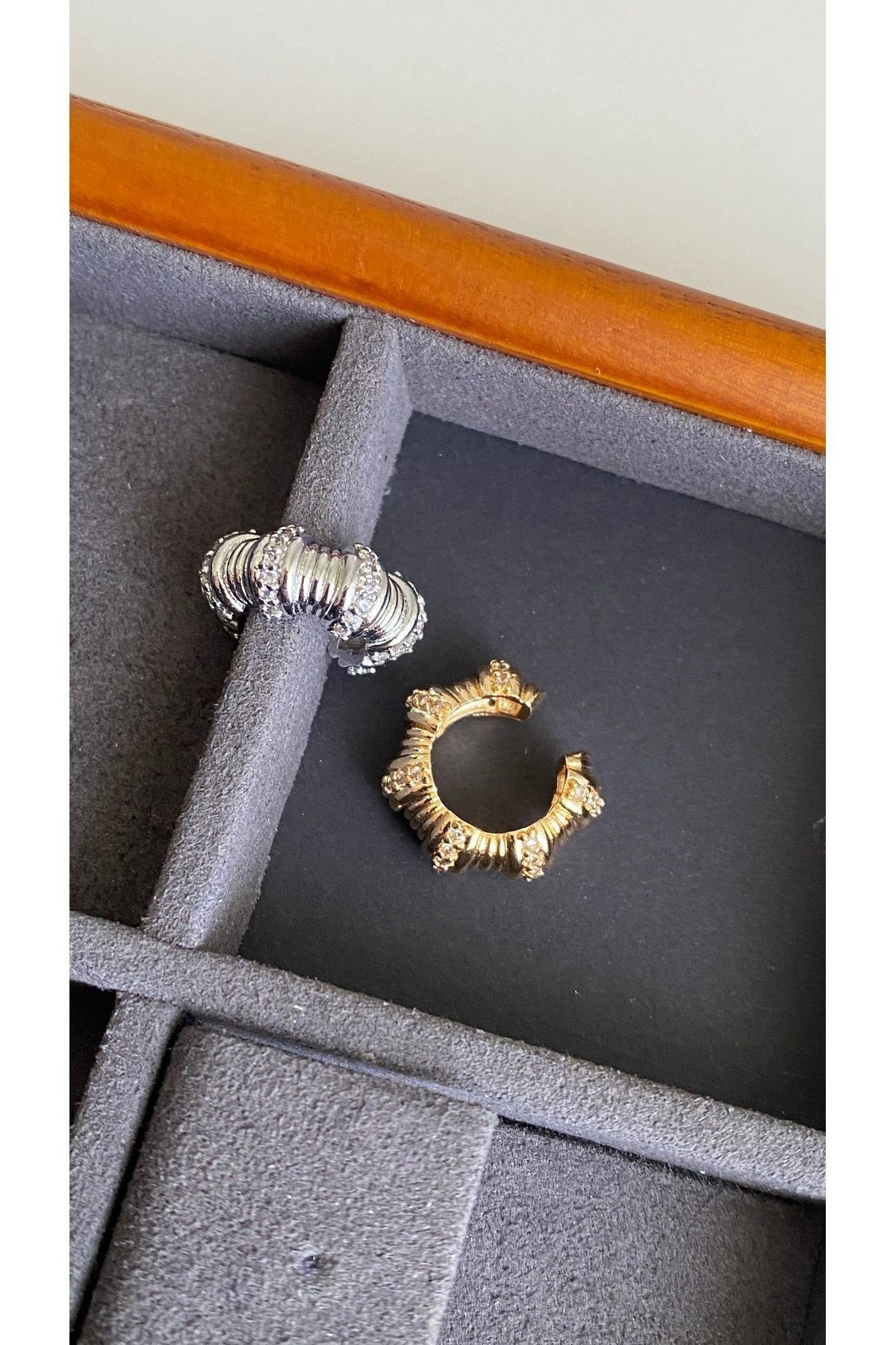 Taşlı halka (Earcuff) kıkırdak küpe
