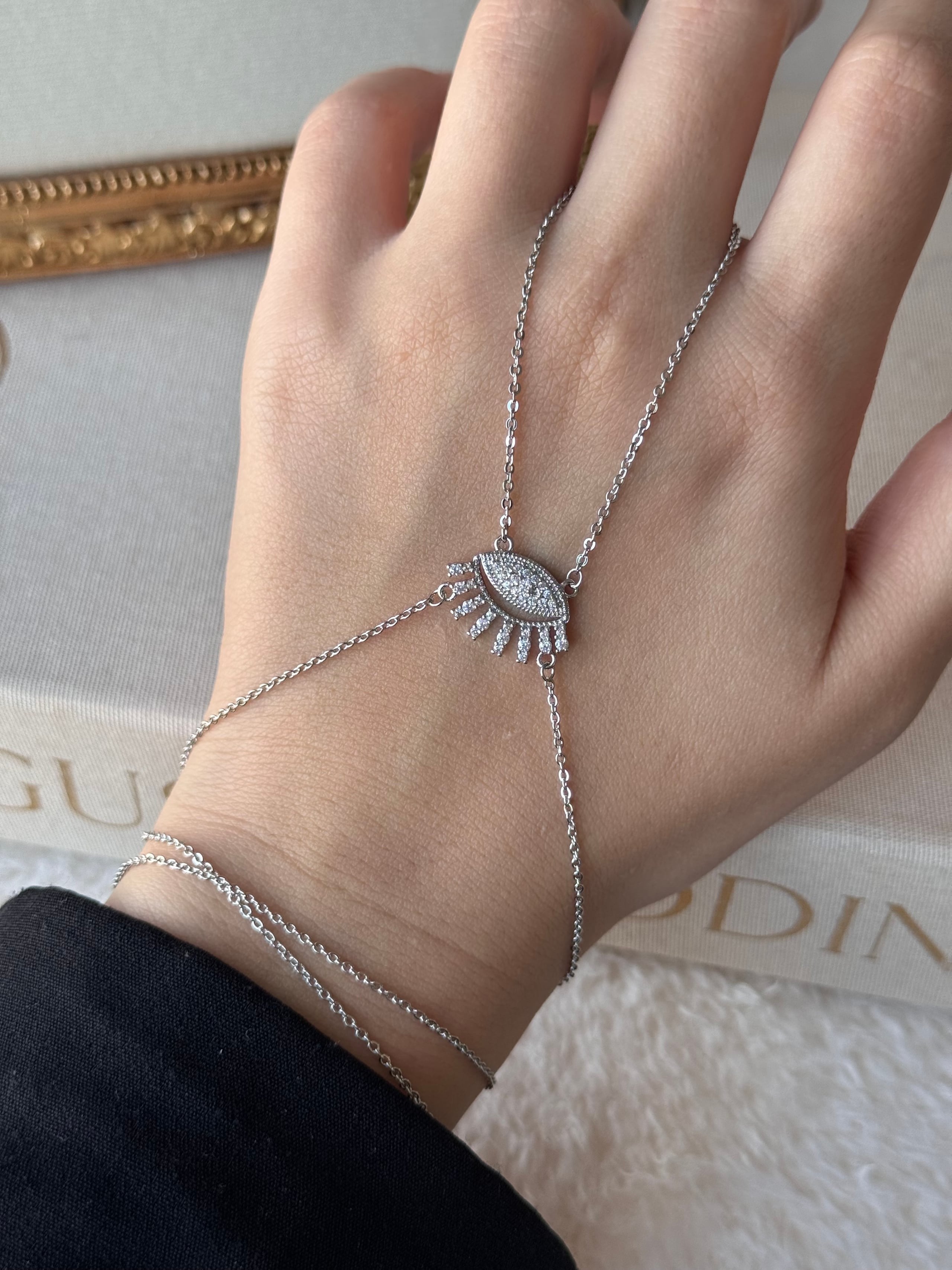 Kirpikli Göz Şahmeran Silver